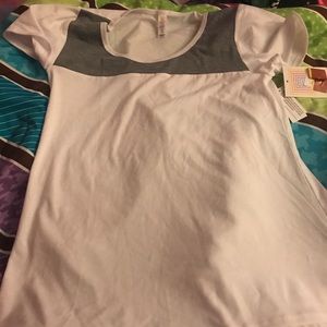 Xxs lularoe Classic Tee